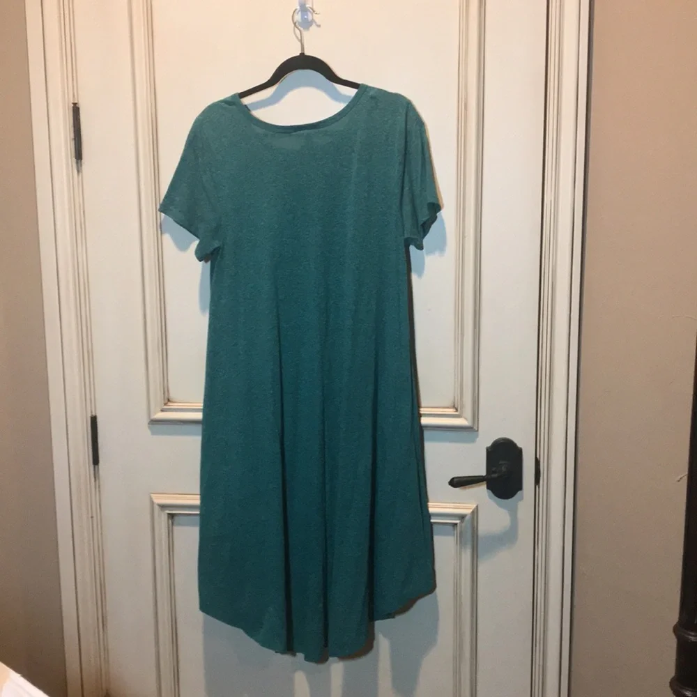 LuLaRoe Carly L - Picture 4 of 4